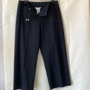 BNWT George black cropped pants size 10